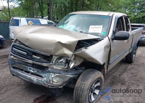 2001 Toyota Tundra Sr5 V8 из США, поврежденный, VIN 5TBBT44131S174842